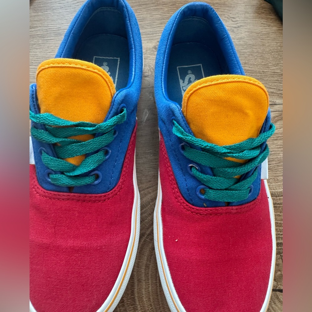 Vans Off The Wall Sneakers. A bit too small for me!